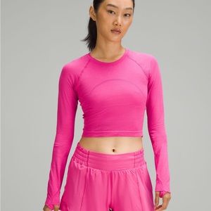 Swiftly Tech Cropped Long Sleeve- Shirt 2.0 Sonic Pink Size 8
